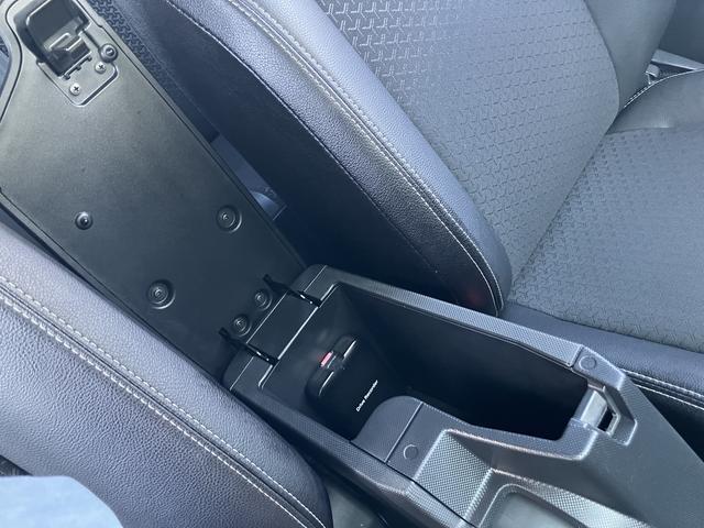 ロッキープレミアム　純正９インチナビ　ＥＴＣ　ドライレコーダー保証　新車保証・まごころ保証　１年間・走行距離無制限付き　純正９インチナビ　ＥＴＣ車載器　ドライレコーダー　パノラマモニター　前席シートヒーター　ＬＥＤヘッドランプ　ＬＥＤフォグランプ（東京都）の中古車