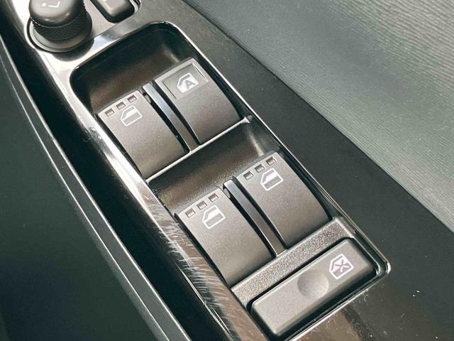 タントカスタムＸ　スマートセレクションＳＡ＆ＳＮ　４ＷＤ　ＥＴＣ保証　まごころ保証　１年間・走行距離無制限付き　メーカー装着ナビ　ワンセグテレビ　Ｂｌｕｅｔｏｏｔｈオーディオ　ＨＤＭＩ端子　ＣＤ視聴　バックカメラ　ＥＴＣ　左側パワースライドドア　１４インチアルミ（東京都）の中古車