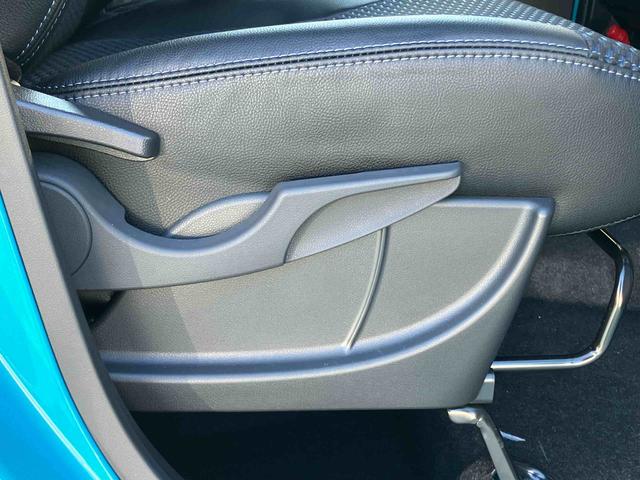 タントカスタムRS 届け出済み未使用車保証 新車保証・まごころ保証 1年間・走行距離無制限付き(東京都)の中古車