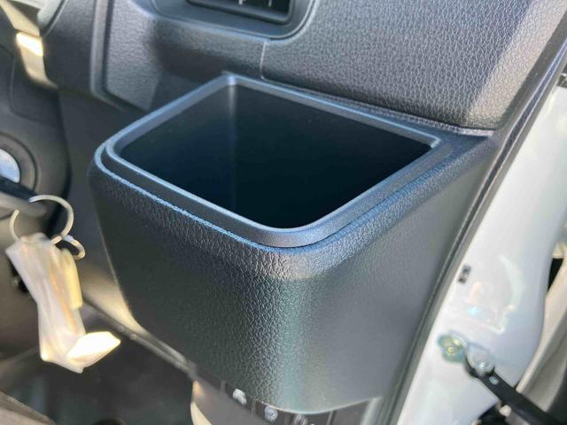 ハイゼットカーゴＤＸ　届け出済み未使用車保証　新車保証・まごころ保証　１年間・走行距離無制限付き（東京都）の中古車