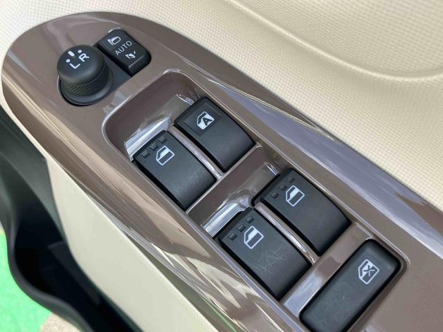 ムーヴキャンバスＧメイクアップリミテッド　ＳＡIII保証　新車保証・まごころ保証　１年間・走行距離無制限付き（東京都）の中古車
