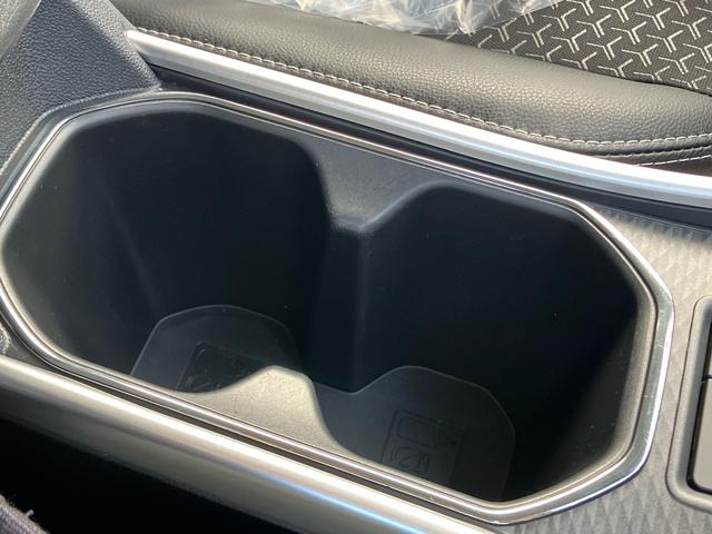 ロッキープレミアムＧ　ＨＥＶ　純正ナビ　ＥＴＣ　ドライブレコーダー保証　新車保証・まごころ保証　１年間・走行距離無制限付き　純正ナビ　ＥＴＣ車載器　ドライブレコーダー　アダプティブクルーズコントロール　ＬＥＤヘッドランプ　前席シートヒーター　キーフリーシステム（東京都）の中古車