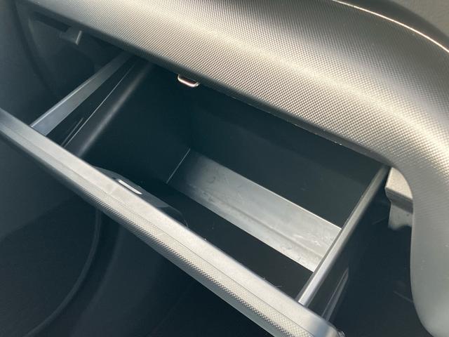 ロッキープレミアムＧ　ＨＥＶ　純正ナビ　ＥＴＣ　ドライブレコーダー保証　新車保証・まごころ保証　１年間・走行距離無制限付き　純正ナビ　ＥＴＣ車載器　ドライブレコーダー　アダプティブクルーズコントロール　ＬＥＤヘッドランプ　前席シートヒーター　キーフリーシステム（東京都）の中古車