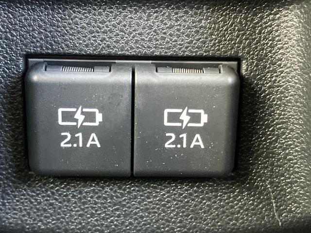 ロッキープレミアムＧ　ＨＥＶ　純正ナビ　ＥＴＣ　ドライブレコーダー保証　新車保証・まごころ保証　１年間・走行距離無制限付き　純正ナビ　ＥＴＣ車載器　ドライブレコーダー　アダプティブクルーズコントロール　ＬＥＤヘッドランプ　前席シートヒーター　キーフリーシステム（東京都）の中古車