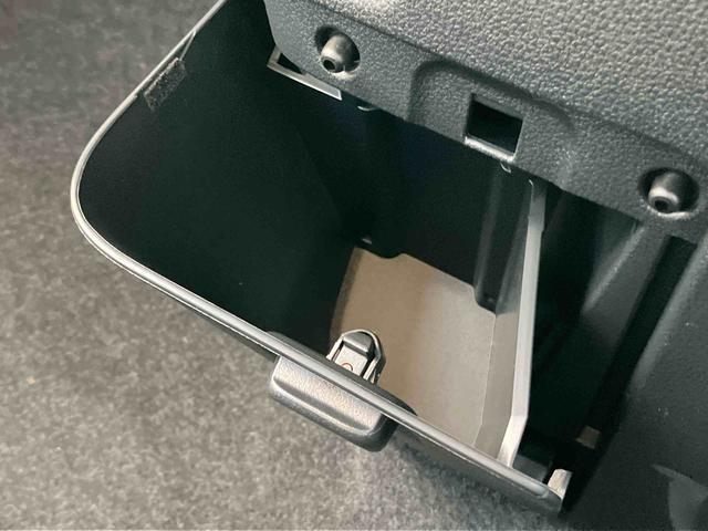 ムーヴキャンバスストライプスＧ　届け出済み未使用車保証　新車保証・まごころ保証　１年間・走行距離無制限付き（東京都）の中古車