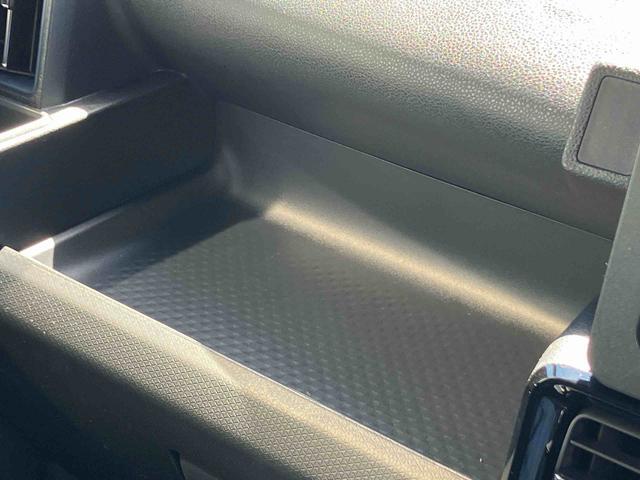 タントカスタムXリミテッド 届け出済み未使用車保証 新車保証・まごころ保証 1年間・走行距離無制限付き(東京都)の中古車