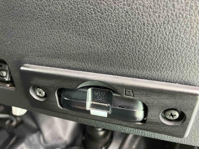 ハイゼットカーゴＤＸ　純正ナビ　連動前後ドラレコ　Ｂカメラ　ＥＴＣＬＥＤヘッドライト　ＬＥＤフォグランプ　キーレスキー（東京都）の中古車