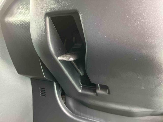 トールカスタムＧ　９インチディスプレイオーディオ　パノラマモニター保証　新車保証・まごころ保証　１年間・走行距離無制限付き・９インチディスプレイオーディオ装備・ＬＥＤヘッドライト装備・パノラマカメラ装備（東京都）の中古車