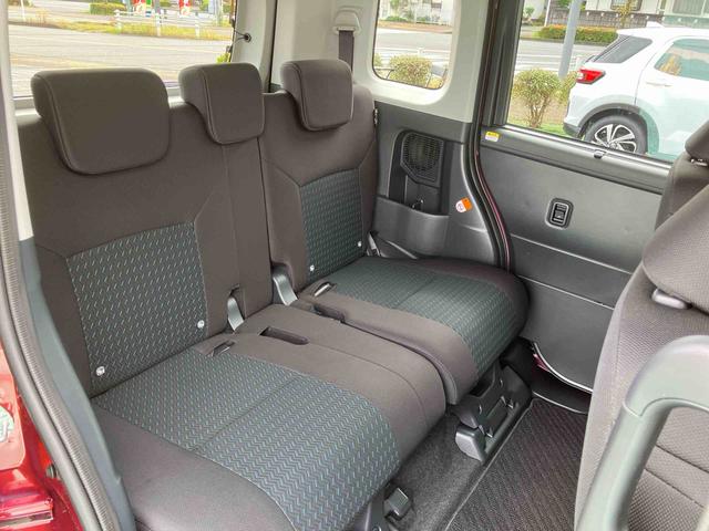 トールカスタムＧ　９インチディスプレイオーディオ　パノラマモニター保証　新車保証・まごころ保証　１年間・走行距離無制限付き・９インチディスプレイオーディオ装備・ＬＥＤヘッドライト装備・パノラマカメラ装備（東京都）の中古車
