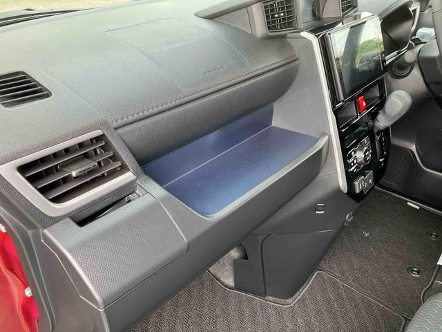 トールカスタムＧ　９インチディスプレイオーディオ　パノラマモニター保証　新車保証・まごころ保証　１年間・走行距離無制限付き・９インチディスプレイオーディオ装備・ＬＥＤヘッドライト装備・パノラマカメラ装備（東京都）の中古車