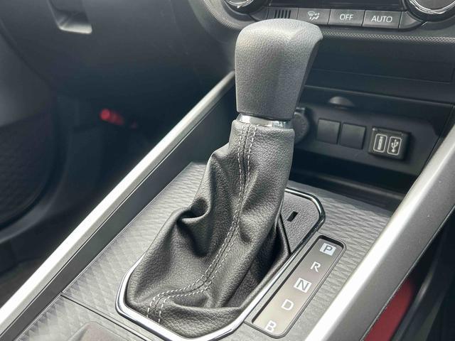 ロッキーX HEV 9インチディスプレイオーディオ装備保証 新車保証・まごころ保証 1年間・走行距離無制限付き・9インチディスプレイオーディオ装備・LEDヘッドライト装備・シートヒーター装備(東京都)の中古車