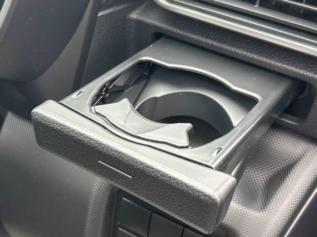 ロッキーX HEV 9インチディスプレイオーディオ装備保証 新車保証・まごころ保証 1年間・走行距離無制限付き・9インチディスプレイオーディオ装備・LEDヘッドライト装備・シートヒーター装備(東京都)の中古車
