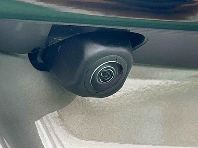 ロッキーX HEV 9インチディスプレイオーディオ装備保証 新車保証・まごころ保証 1年間・走行距離無制限付き・9インチディスプレイオーディオ装備・LEDヘッドライト装備・シートヒーター装備(東京都)の中古車