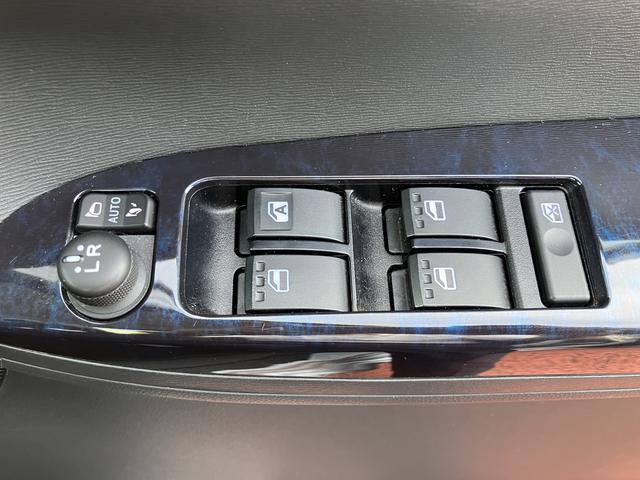 タントカスタムＲＳ　トップエディションＳＡII　ナビ　ＥＴＣ保証１年間・距離無制限付き　バックカメラ　Ｂｌｕｅｔｏｏｔｈオーディオ　フルセグ　ＤＶＤ再生　ＣＤ　オートエアコン　オートライト　ＬＥＤヘッドライト　前方ドラレコ　両側電動スライドドア　キーフリー（東京都）の中古車