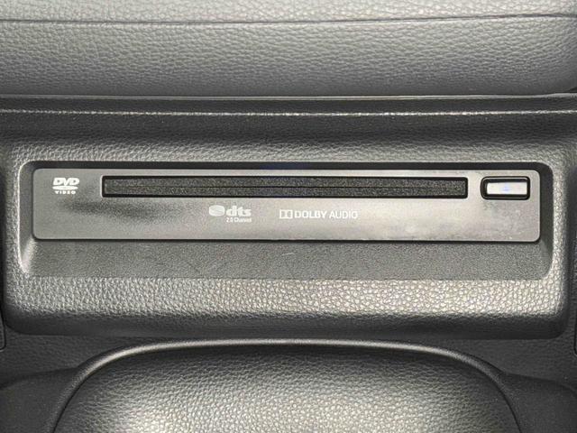 カローラツーリングハイブリッド　Ｇ−Ｘ　プラス　ナビ　バックカメラ　ＤＶＤ再生保証１年間・距離無制限付き　ＬＥＤヘッドライト　オートライト　オートハイビーム　電動格納ミラー　前後コーナーセンサー　ＡＣＣ　前方ドラレコ　運転席シートリフト　スマートキー　ステアリングスイッチ（東京都）の中古車