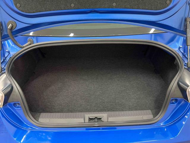 ＢＲＺＳ　ＨＤＤナビ　ＥＴＣ　Ｂｌｕｅｔｏｏｔｈオーディオ保証１年間・距離無制限付き　フルセグ　ＤＶＤ再生　ＣＤ再生　ＦＭ／ＡＭラジオ　オートエアコン　オートライト　ＨＩＤヘッドライト　シートヒーター　バックフォグ　電動格納ミラー　パワーウィンドウ　６速ＭＴ（東京都）の中古車