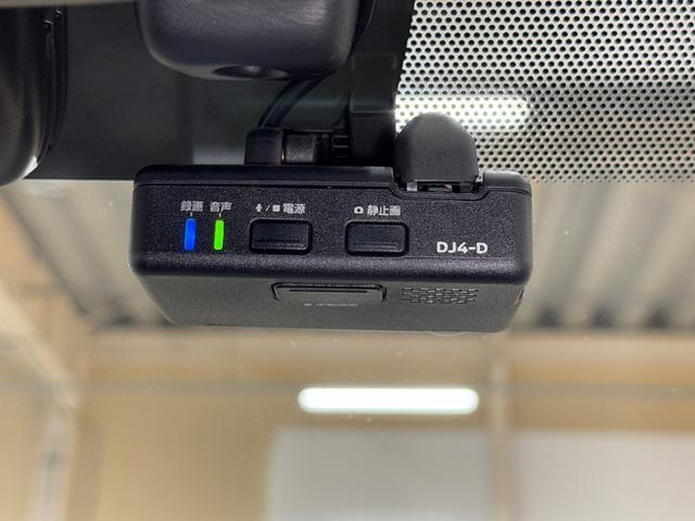 ノートｅ−パワー　Ｘ　純正ナビ　全周囲カメラ　ＥＴＣ　スマートキー保証１年間・距離無制限付き　前後ソナーセンサー　デジタルインナーミラー　ステアリングスイッチ　電動格納ミラー　パワーウィンドウ　アームレスト　５人乗り　衝突回避支援システム　車線逸脱警報機能（東京都）の中古車