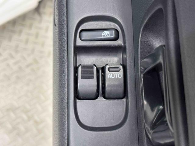 ハイゼットカーゴＤＸ　ＳＡIII　ＦＭ／ＡＭラジオ　５速ＭＴ車保証１年間・距離無制限付き　スペアタイヤ　アイドリングストップ（東京都）の中古車