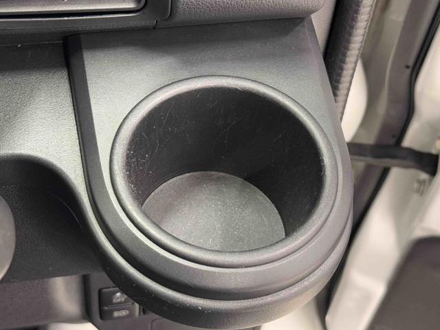 ハイゼットカーゴＤＸ　ＳＡIII　ＦＭ／ＡＭラジオ　５速ＭＴ車保証１年間・距離無制限付き　スペアタイヤ　アイドリングストップ（東京都）の中古車