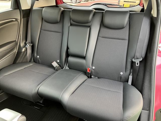 フィットハイブリッドＬ　ホンダセンシング　ナビ　バックカメラ　ＥＴＣ　フルセグ保証１年間・距離無制限付き　ＦＭ／ＡＭラジオ　電動格納ミラー　パワーウィンドウ　ステアリングリモコン　オートポール　運転席シートリフト　ＵＳＢ入力端子　純正１５インチアルミホイール　前方ドラレコ（東京都）の中古車