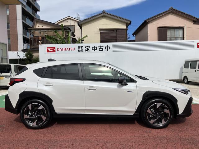 クロストレックリミテッド　ナビ　バックカメラ　ＥＴＣ　ステアリングヒーター保証１年間・距離無制限付き　バックフォグ　電動パーキングブレーキ　オートブレーキホールド機能　オートエアコン　電動サンルーフ　運転席助手席電動シート　電動格納ミラー　１８インチアルミホイール（東京都）の中古車