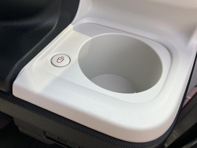 ムーヴキャンバスストライプスＧ　パノラマモニター対応　両側電動スライドドア保証１年間・距離無制限付き　電動パーキングブレーキ　オートブレーキホールド機能　オートエアコン　電動格納ミラー　ホッとカップホルダー　置き楽ボックス　パワーウィンドウ　ＣＤ　ＦＭ／ＡＭラジオ（東京都）の中古車