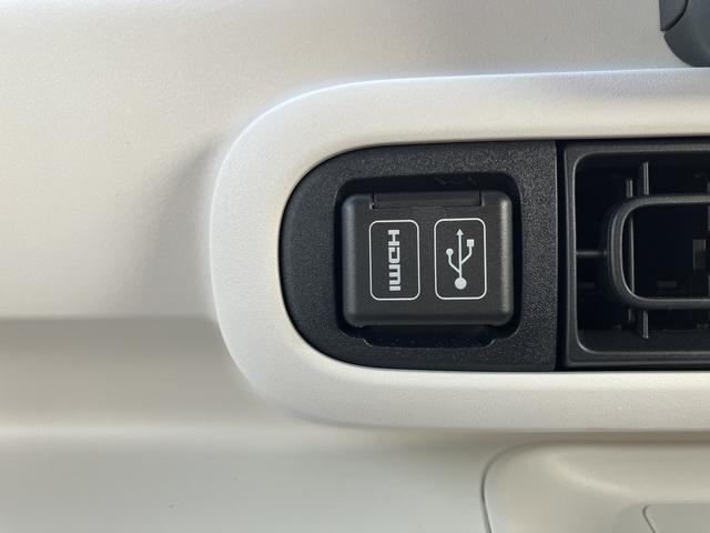 ムーヴキャンバスストライプスＧ　純正ナビ　パノラマモニター　フルセグ　ＡＤＢ保証１年間・距離無制限付き　電動パーキングブレーキ　オートブレーキホールド機能　オートエアコン　電動格納ミラー　ホッとカップホルダー　置き楽ボックス　ＵＳＢ入力端子　両側電動スライドドア（東京都）の中古車