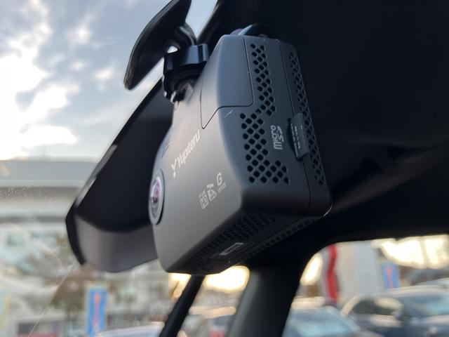 タントカスタムＲＳ　純正ナビ　パノラマモニター　ＥＴＣ　フルセグ保証１年間・距離無制限付き　Ｂｌｕｅｔｏｏｔｈオーディオ　ＤＶＤ再生　ＣＤ再生　ＡＣＣ　アイドリングストップ　シートヒーター　運転席シートリフト　運転席ロングスライドシート　前後コーナーセンサー（東京都）の中古車