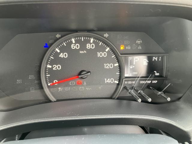 ハイゼットカーゴＤＸ　届出済み未使用車　ＬＥＤヘッドライト　キーフリー保証１年間・距離無制限付き　ＦＭ／ＡＭラジオ　アイドリングストップ車　ＣＶＴ車　スライドドアイージークローザー　前後コーナーセンサー　最大積載量３５０Ｋｇ（東京都）の中古車