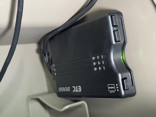 アトレーワゴンカスタムターボＲＳ　７インチナビ　ＥＴＣ　フルセグ　キーレス保証１年間・距離無制限付き　ＤＶＤ再生　ＣＤ再生　オートエアコン　ＨＩＤヘッドライト　両側スライドドア　電動格納ミラー　パワーウィンドウ　１３インチアルミホイール　ＦＭ／ＡＭラジオ（東京都）の中古車