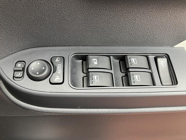 タントL 純正7インチナビ ETC フルセグ バックカメラ保証1年間・距離無制限付き LEDヘッドライト オートライト オートハイビーム Bluetoothオーディオ USB入力端子 USB給電 前後コーナーセンサー キーレス 電動格納ミラー(東京都)の中古車