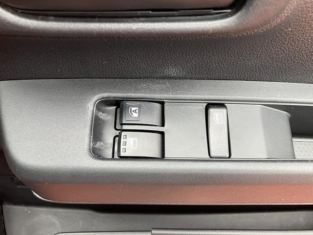 ハイゼットカーゴＤＸ　ＦＭ／ＡＭラジオ　ＬＥＤヘッドライト　オートライト保証１年間・距離無制限付き　アダプティブドライビングビーム　アイドリングストップ　前後コーナーセンサー　キーレスエントリー　マニュアルエアコン　パワーウィンドウ　両側スライドドア（東京都）の中古車