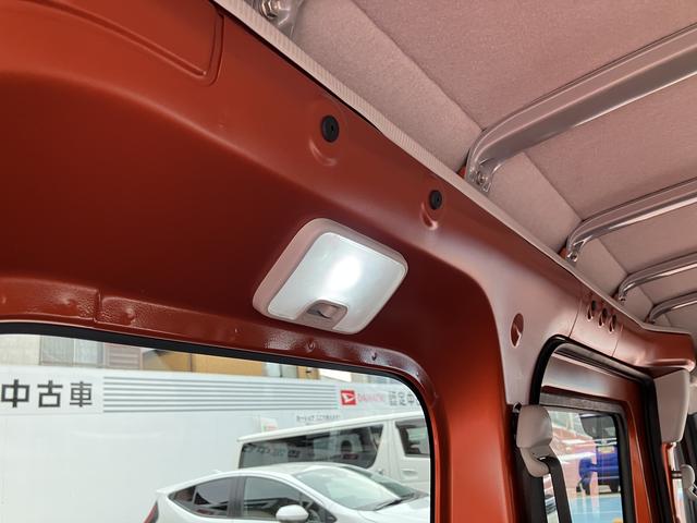 ハイゼットカーゴＤＸ　ＦＭ／ＡＭラジオ　ＬＥＤヘッドライト　オートライト保証１年間・距離無制限付き　アダプティブドライビングビーム　アイドリングストップ　前後コーナーセンサー　キーレスエントリー　マニュアルエアコン　パワーウィンドウ　両側スライドドア（東京都）の中古車