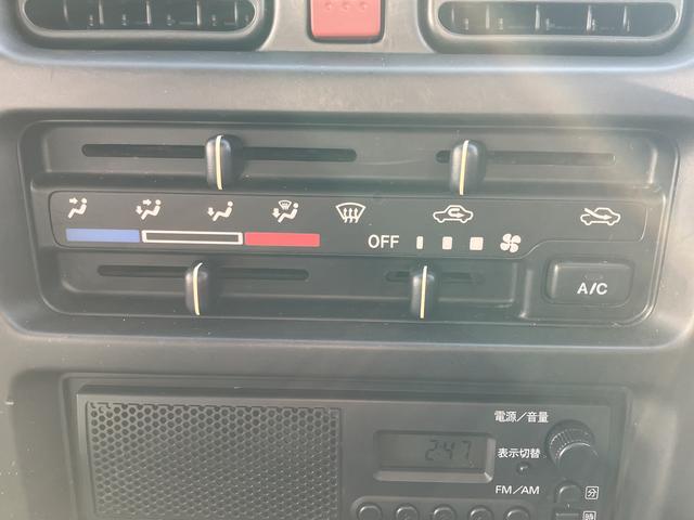 キャリイトラックKCエアコン・パワステ FM/AMラジオ ETC 5速MT車保証1年間・距離無制限付き マニュアルエアコン パワステ 運転席エアバック 助手席エアバック 灰皿(東京都)の中古車