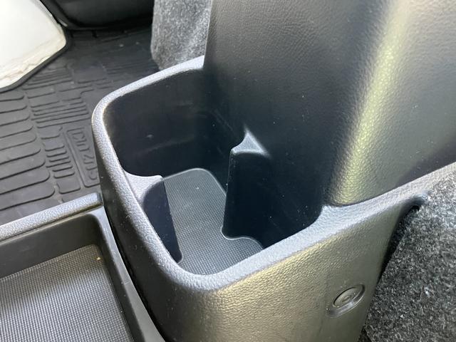 キャリイトラックKCエアコン・パワステ FM/AMラジオ ETC 5速MT車保証1年間・距離無制限付き マニュアルエアコン パワステ 運転席エアバック 助手席エアバック 灰皿(東京都)の中古車