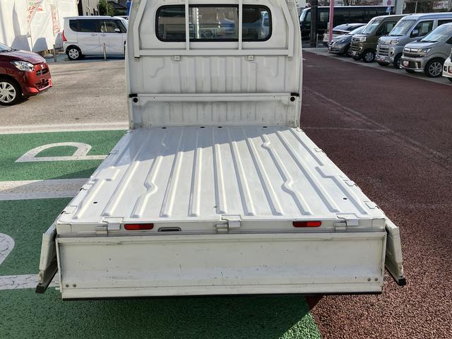 キャリイトラックKCエアコン・パワステ FM/AMラジオ ETC 5速MT車保証1年間・距離無制限付き マニュアルエアコン パワステ 運転席エアバック 助手席エアバック 灰皿(東京都)の中古車