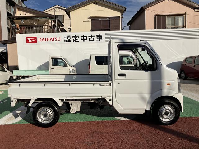 キャリイトラックKCエアコン・パワステ FM/AMラジオ ETC 5速MT車保証1年間・距離無制限付き マニュアルエアコン パワステ 運転席エアバック 助手席エアバック 灰皿(東京都)の中古車