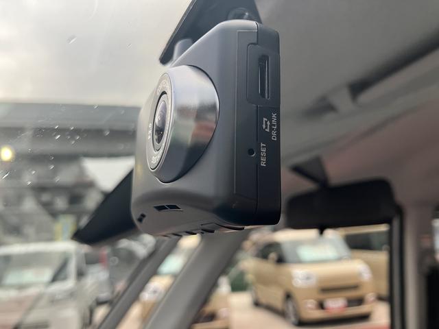 トールカスタムＧ　ターボ　　９インチナビ　ＥＴＣ　パノラマモニター保証１年間・距離無制限付き　ＡＣＣ　ＡＤＢ　電動パーキングブレーキ　オートブレーキホールド機能　前方ドラレコ　両側電動スライドドア　前後コーナーセンサー　電動格納ミラー　パワーウィンドウ（東京都）の中古車