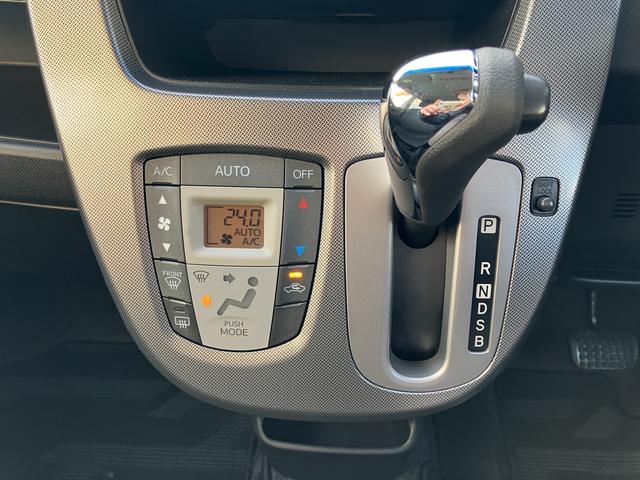 ステラカスタムR ナビ ETC Bluetoothオーディオ保証1年間・距離無制限付き フルセグ DVD再生 CD再生 USB入力端子 オートエアコン オートライト LEDヘッドライト 電動格納ミラー パワーウィンドウ キーフリー 運転席シートリフト(東京都)の中古車