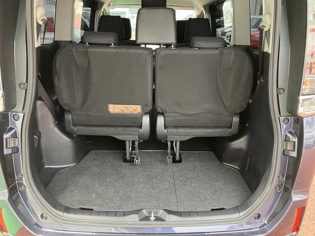 ヴォクシーハイブリッドV 9インチナビ バックカメラ ETC フルセグ保証1年間・距離無制限付き 後席モニター リヤオートエアコン シートヒーター Bluetoothオーディオ DVD再生 CD再生 7人乗りクルーズコントロール スマートキー 電動格納ミラー(東京都)の中古車