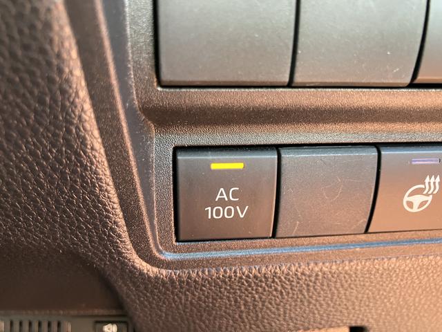 ヤリスクロスハイブリッドZ ナビ 全周囲カメラ ETC2.0保証1年間・距離無制限付き シートヒーター ステアリングヒーター ACC BSM 前後コーナーセンサー 電動パーキングブレーキ オートブレーキホールド機能 AC100V電源 運転席電動シート(東京都)の中古車