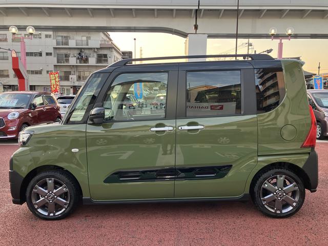 タントファンクロスターボ　届出済み未使用車　全周囲カメラ対応保証１年間・距離無制限付き　電動パーキングブレーキ　オートブレーキホールド機能　シートヒーター　前後コーナーセンサー　１５インチアルミホイール　ルーフレール　全車速追従機能付きＡＣＣ　ＥＴＣ（東京都）の中古車