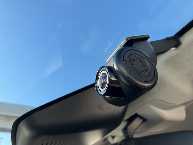 ロッキーＧ　４ＷＤ　９インチナビ　パノラマモニター　ＥＴＣ２．０保証１年間・距離無制限付き　アダプティブドライビングビーム　ブラインドスポットモニター　アイドリングストップ　全車速追従機能付きＡＣＣ　シートヒーター　ＵＳＢ給電　ＵＳＢ入力端子　前後コーナーセンサー（東京都）の中古車