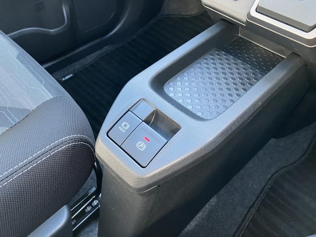 タフトGダーククロムベンチャーOPENCOUNTRYホワイトレター保証1年間・距離無制限付き 全周囲カメラ対応 シートヒーター 電動パーキングブレーキ オートブレーキホールド機能 電動格納ミラー スカイフィールトップ 15インチアルミホイール 運転席シートリフト(東京都)の中古車