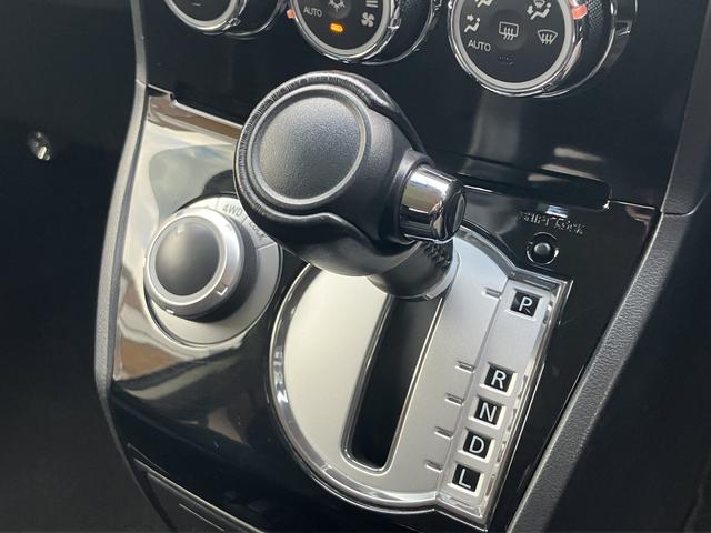 デリカＤ：５Ｄ　パワーパッケージ　ナビ　バックカメラ　ＥＴＣ　ドラレコ保証　まごころ保証　１年間・走行距離無制限付き　両側電動スライドドア　オートクルーズコントロール　シートヒーター　パドルシフト　ステアリングスイッチ　スマートキー　８人乗り　電動格納ミラー（東京都）の中古車