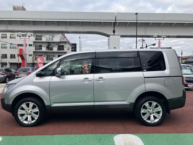 デリカＤ：５Ｄ　パワーパッケージ　ナビ　バックカメラ　ＥＴＣ　ドラレコ保証　まごころ保証　１年間・走行距離無制限付き　両側電動スライドドア　オートクルーズコントロール　シートヒーター　パドルシフト　ステアリングスイッチ　スマートキー　８人乗り　電動格納ミラー（東京都）の中古車