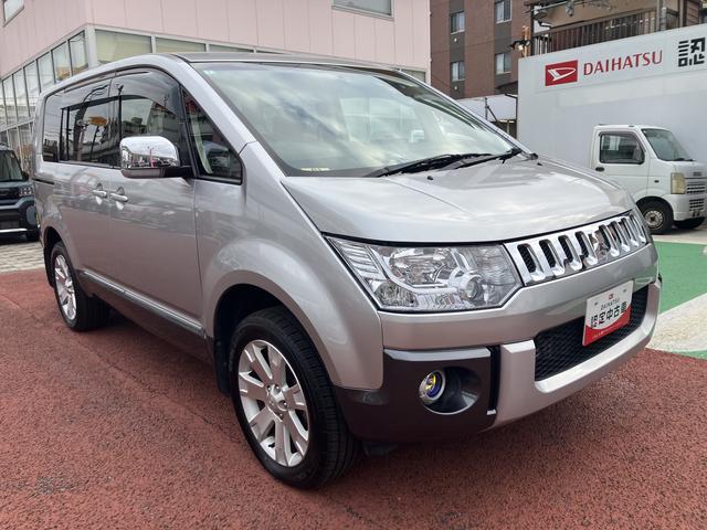 デリカＤ：５Ｄ　パワーパッケージ　ナビ　バックカメラ　ＥＴＣ　ドラレコ保証　まごころ保証　１年間・走行距離無制限付き　両側電動スライドドア　オートクルーズコントロール　シートヒーター　パドルシフト　ステアリングスイッチ　スマートキー　８人乗り　電動格納ミラー（東京都）の中古車