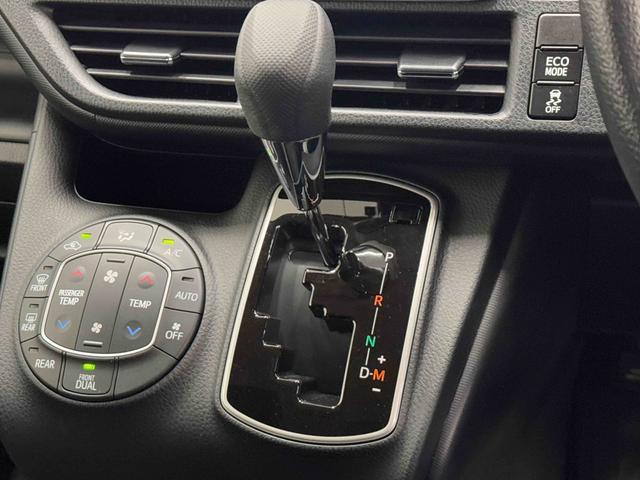 ノアＸ助手席リフトアップチルトシート装着車　ナビ　バックカメラ保証１年間・距離無制限付き　フロントカメラ　ＥＴＣ　オートクルーズコントロール　両側スライドドア左側電動スライド　前後コーナーセンサー　アイドリングストップ　前方ドラレコ　リヤクーラー　電動格納ミラー（東京都）の中古車