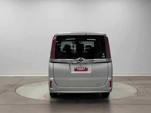 ノアＸ助手席リフトアップチルトシート装着車　ナビ　バックカメラ保証１年間・距離無制限付き　フロントカメラ　ＥＴＣ　オートクルーズコントロール　両側スライドドア左側電動スライド　前後コーナーセンサー　アイドリングストップ　前方ドラレコ　リヤクーラー　電動格納ミラー（東京都）の中古車