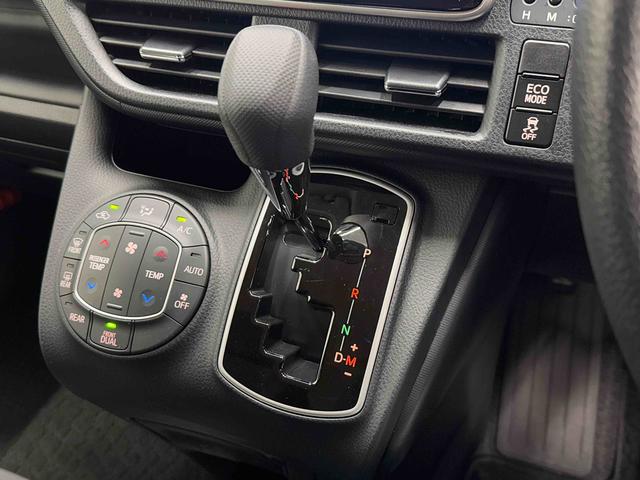 ノアＸ助手席リフトアップチルトシート装着車　ナビ　バックカメラ保証１年間・距離無制限付き　フロントカメラ　ＥＴＣ　オートクルーズコントロール　両側スライドドア左側電動スライド　前後コーナーセンサー　アイドリングストップ　前方ドラレコ　リヤクーラー　電動格納ミラー（東京都）の中古車